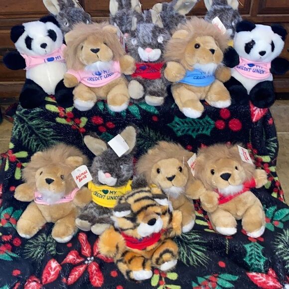 14 credit union promo plush Animal Banks  lions tigers rabbits pandas all new wi - Picture 1 of 10